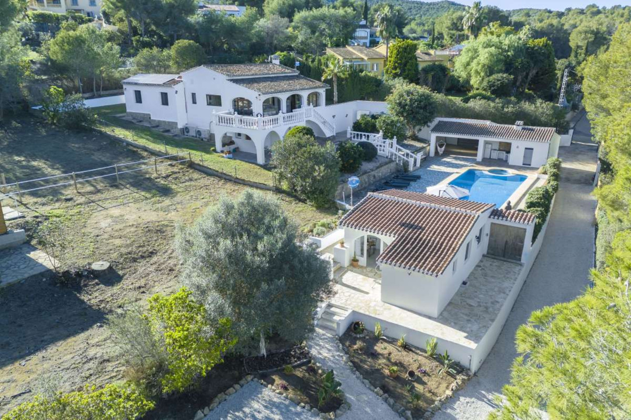 8 bedroom Villa à vendre à Javea