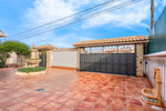4 bedroom Villa for sale in Torrevieja