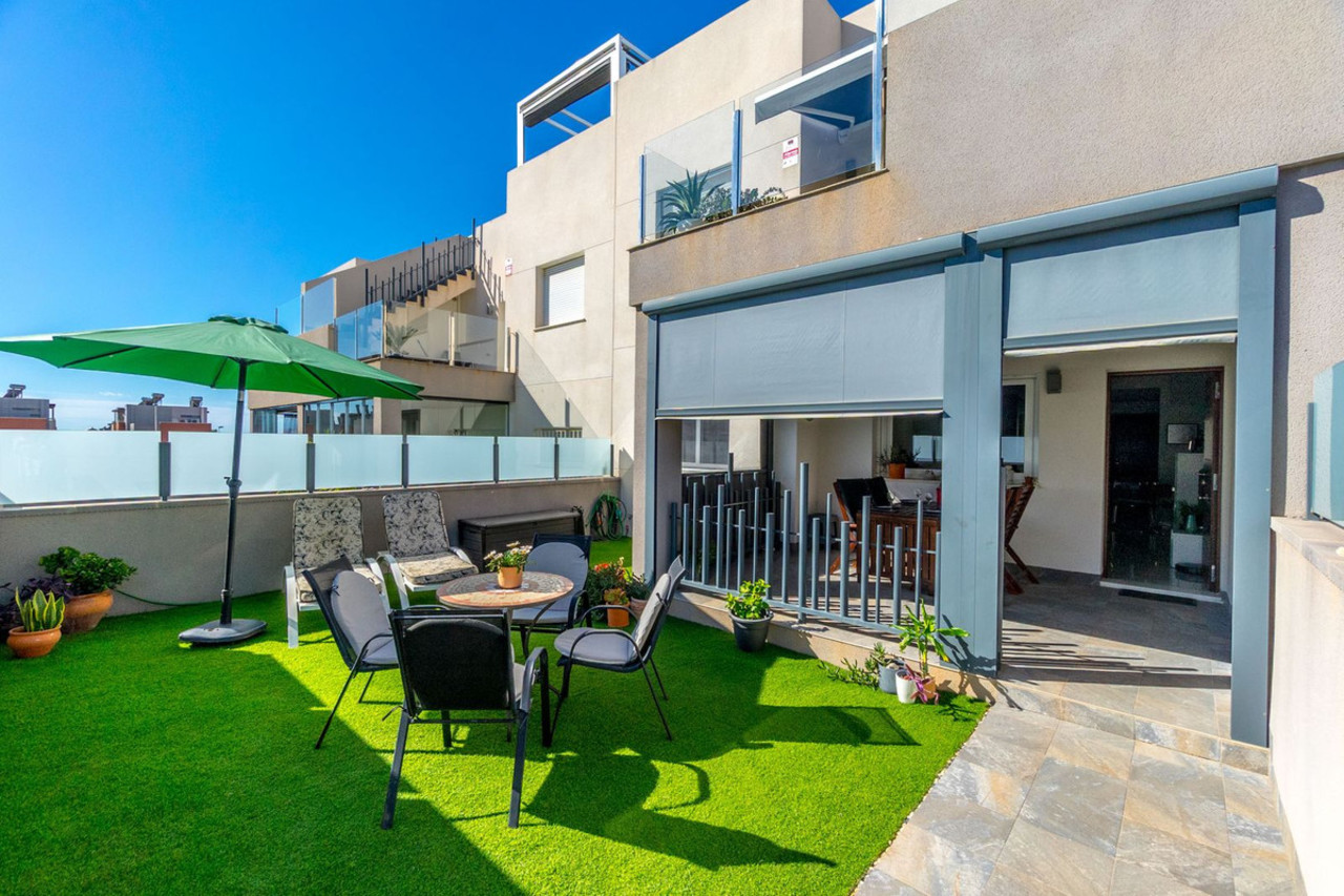 2 bedroom Apartment for sale in Torrevieja