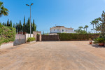 5 bedroom Villa for sale in Elche