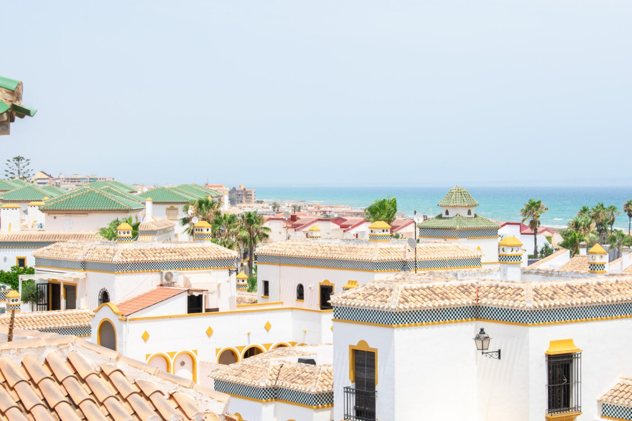 3 bedroom Apartment for sale in Torrevieja