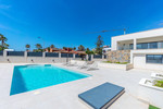 5 bedroom Villa for sale in La Veleta