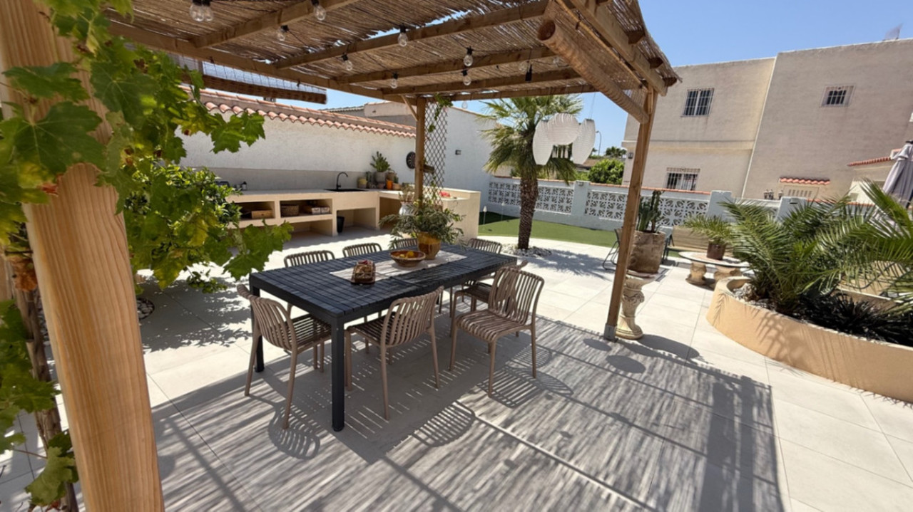 3 schlafzimmer Villa 
zum verkauf in Torrevieja