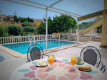 8 bedroom Villa te koop in Los Balcones