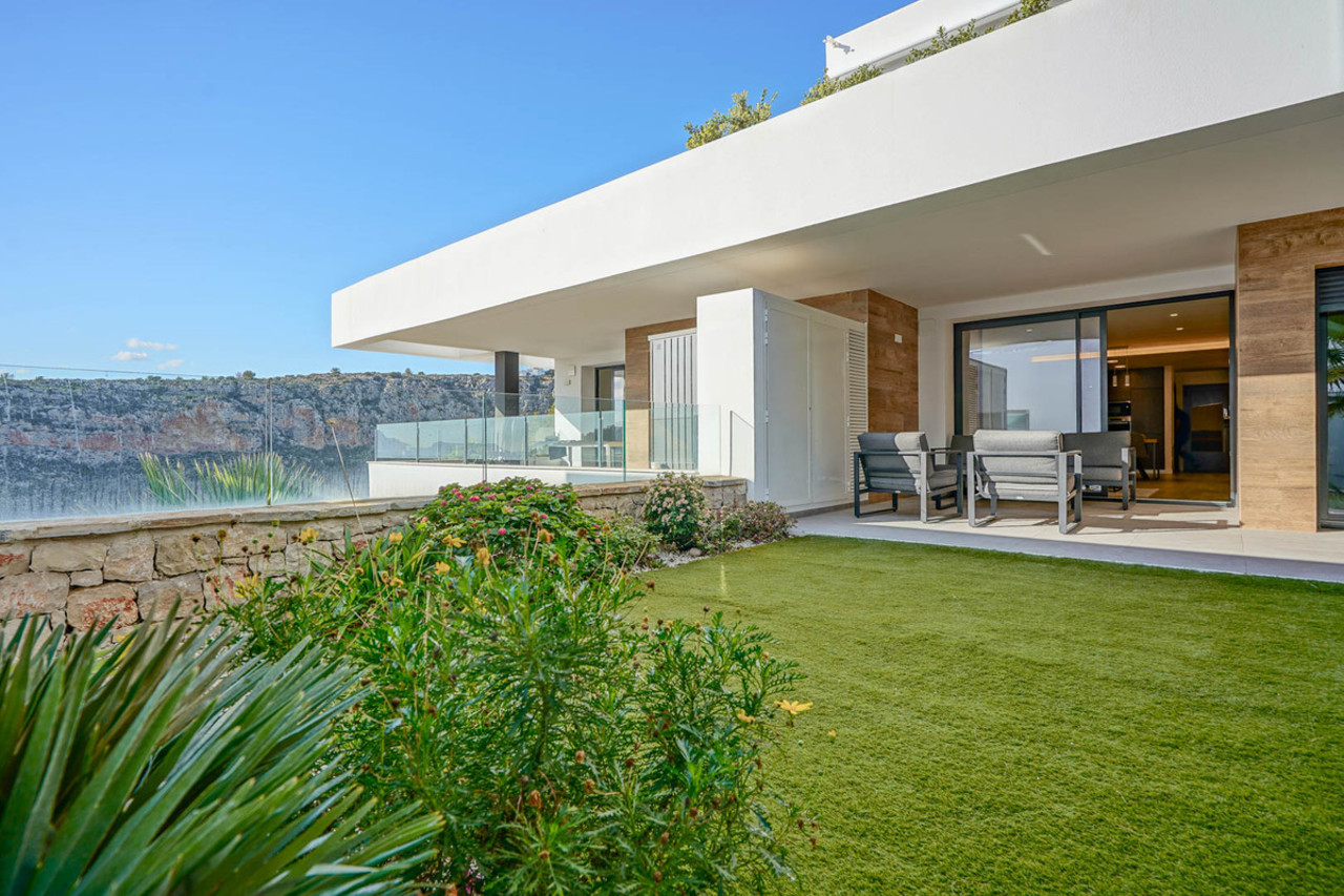 2 bedroom Apartment for sale in Benitachell