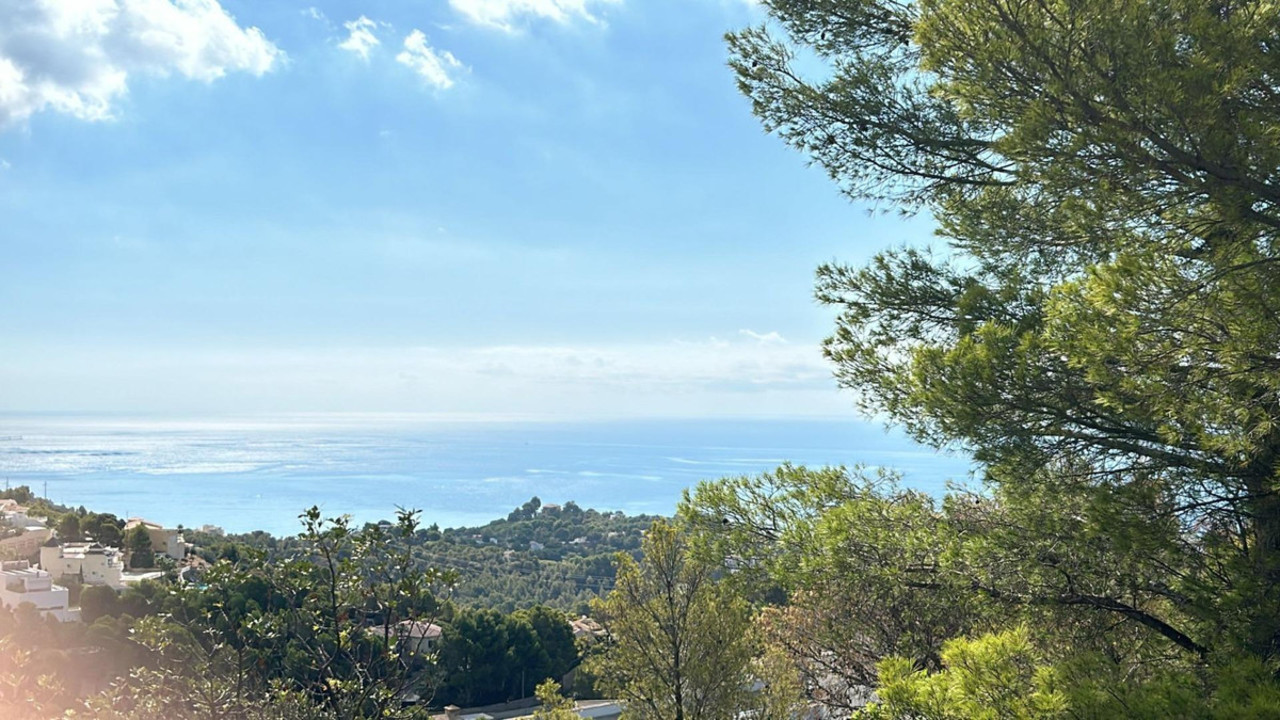 Plot for sale in Altea