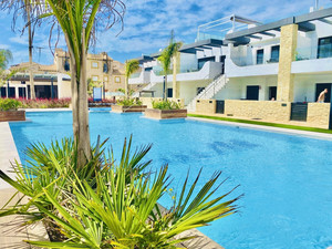 3 bedroom Appartement te koop in Punta Prima