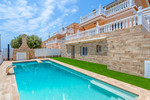 4 bedroom Villa te koop in Torrevieja