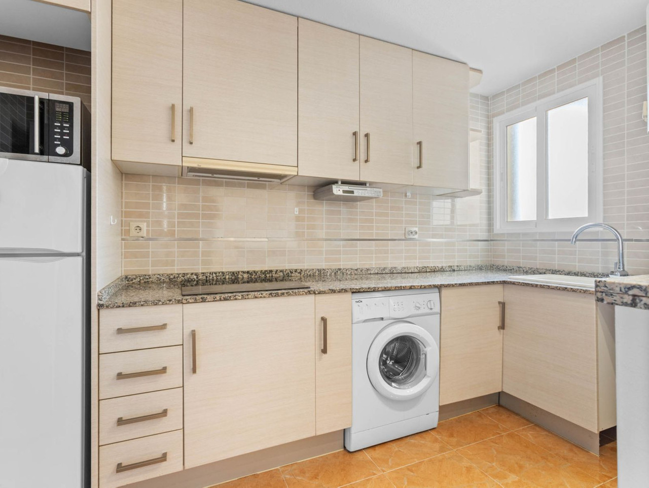 2 bedroom Apartamento se vende en Torrevieja