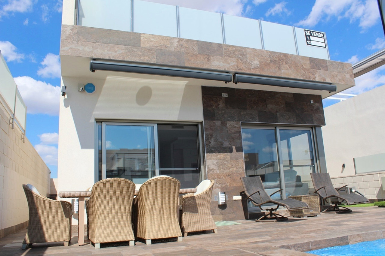 4 bedroom Villa à vendre à Orihuela Costa