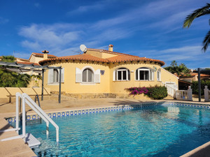 3 bedroom Villa for sale in Calpe