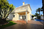 4 bedroom Villa for sale in Cabo Roig