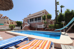 4 bedroom Villa for sale in Algorfa