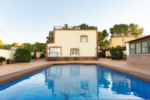 7 bedroom Villa te koop in Los Balcones