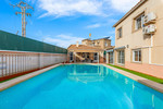 4 bedroom Villa for sale in Torrevieja