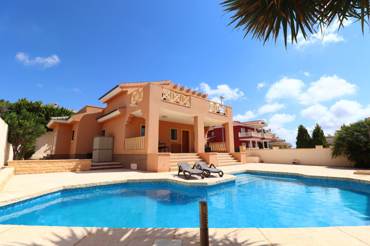 4 bedroom Villa à vendre à Ciudad Quesada