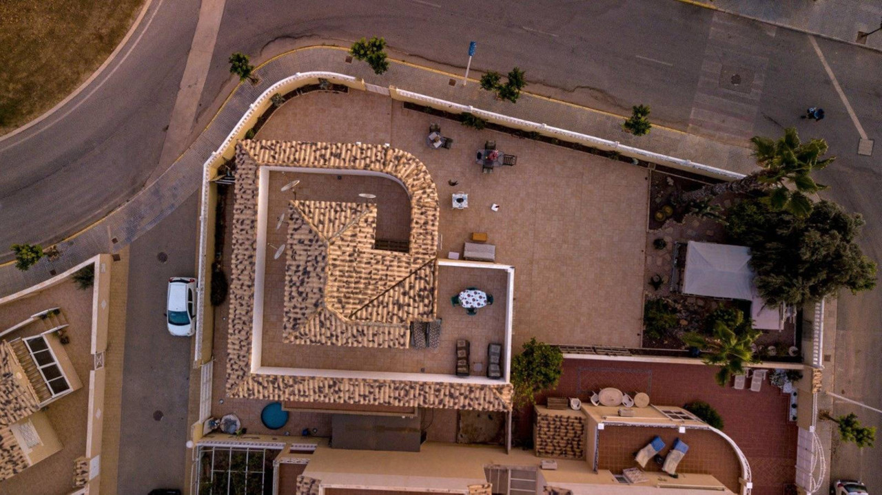 6 bedroom Villa te koop in La Siesta