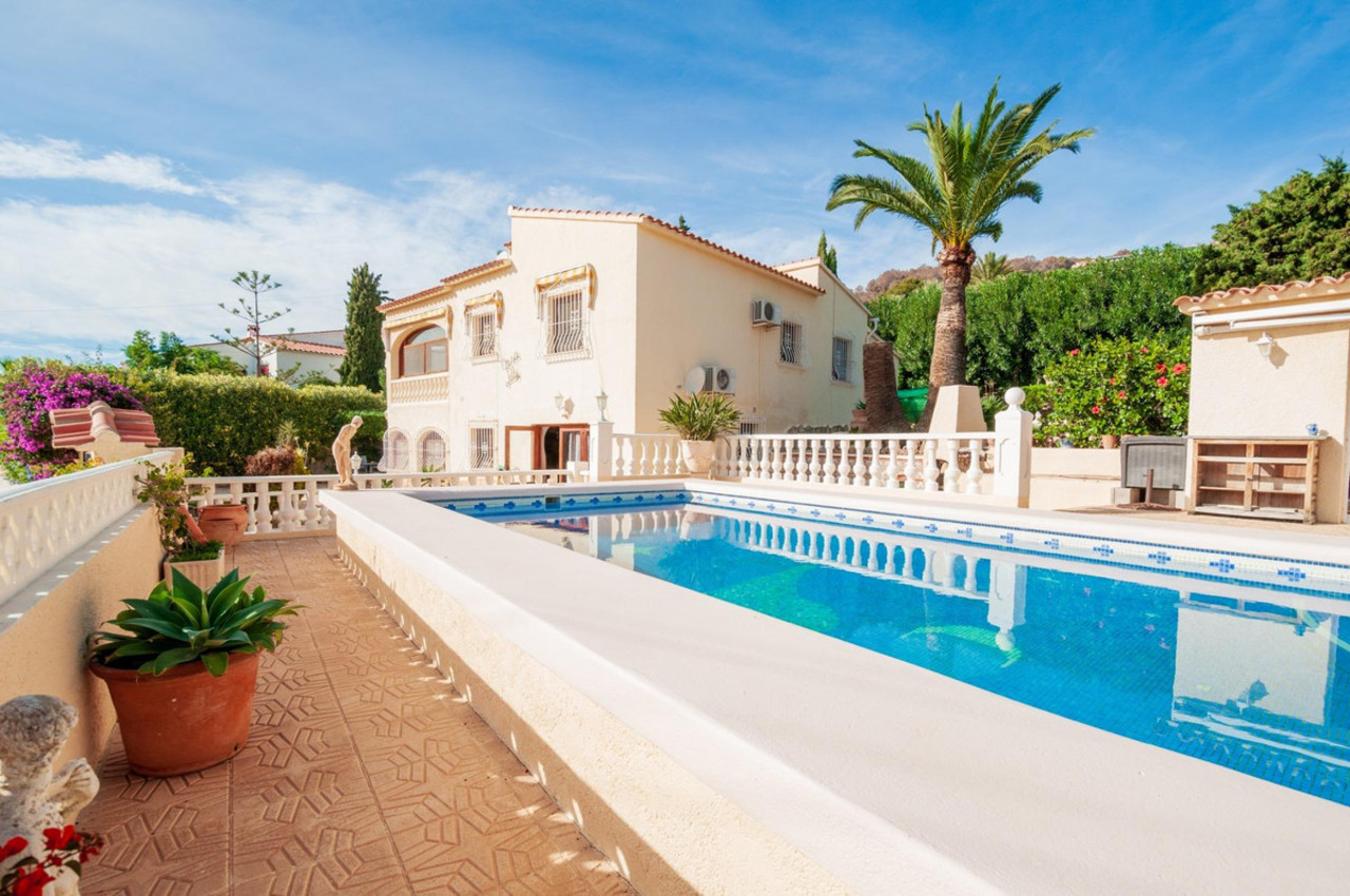 3 bedroom Villa for sale in Calpe