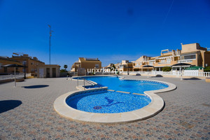 3 bedroom Villa te koop in Torrevieja
