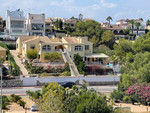 8 bedroom Villa te koop in Los Balcones