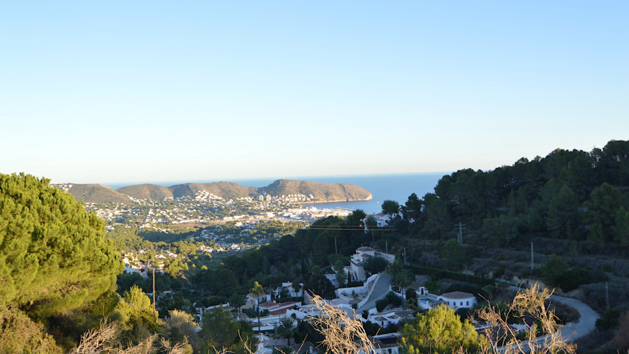 Parcela se vende en Moraira