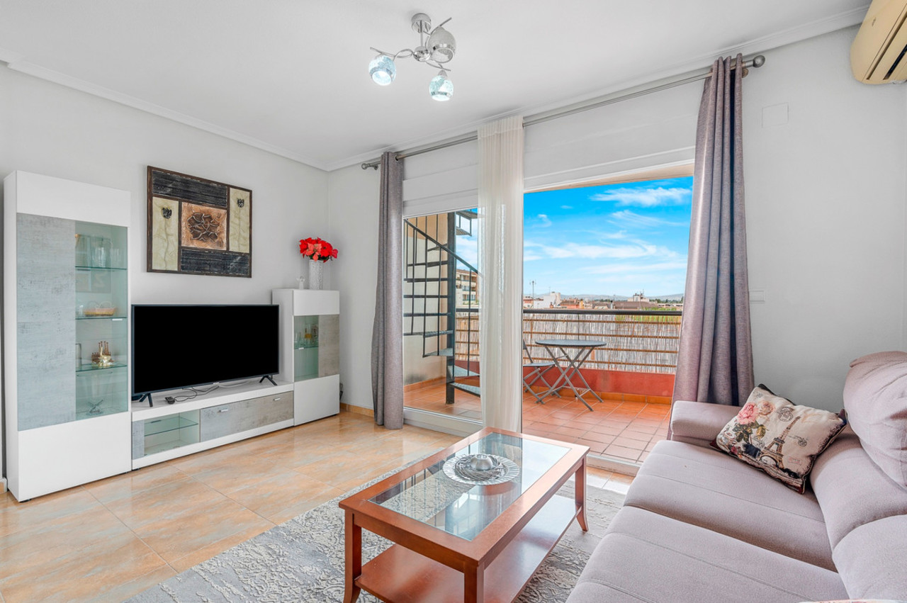 2 bedroom Apartamento se vende en Almoradi