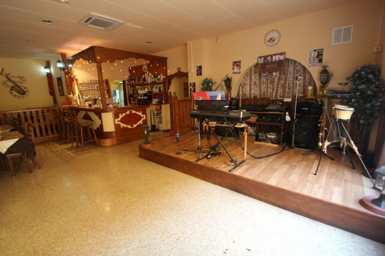 Commercial for sale in Calpe