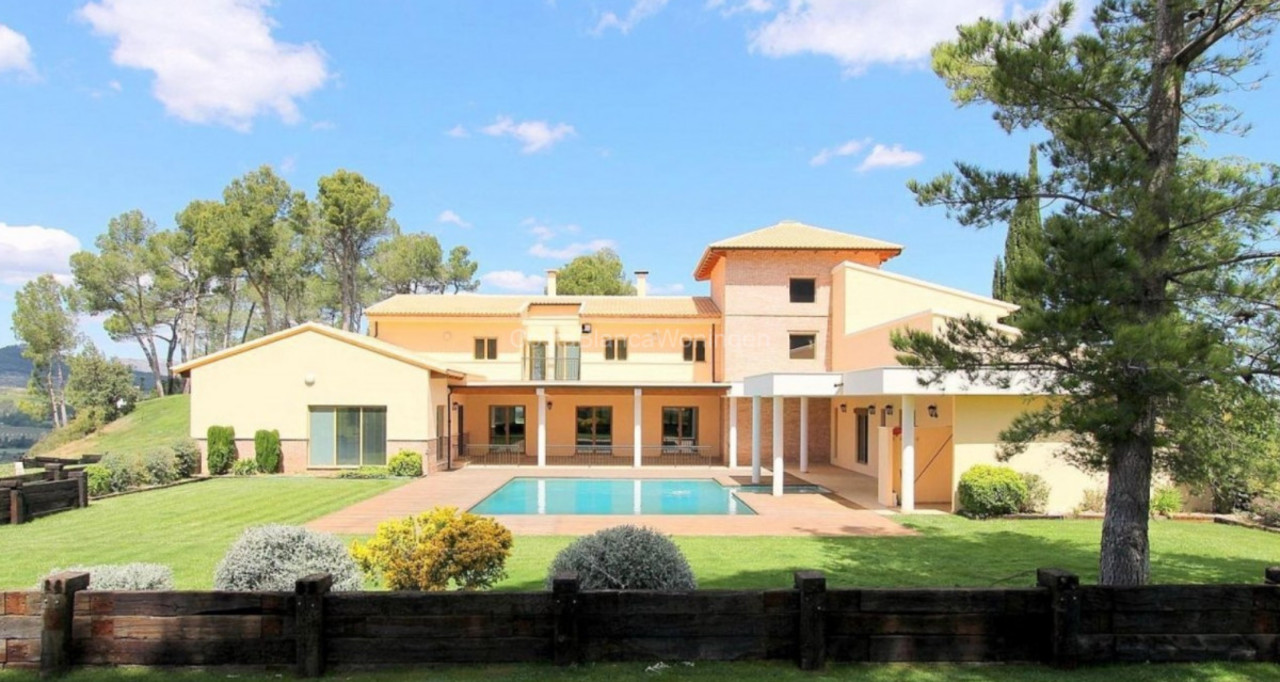 6 bedroom Villa se vende en Penaguila