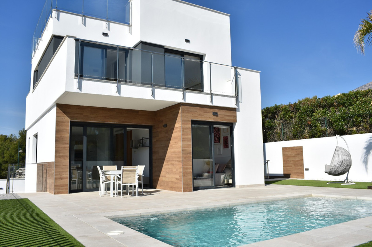 3 bedroom Villa for sale in La Campaneta