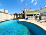 4 bedroom Villa for sale in La Zenia