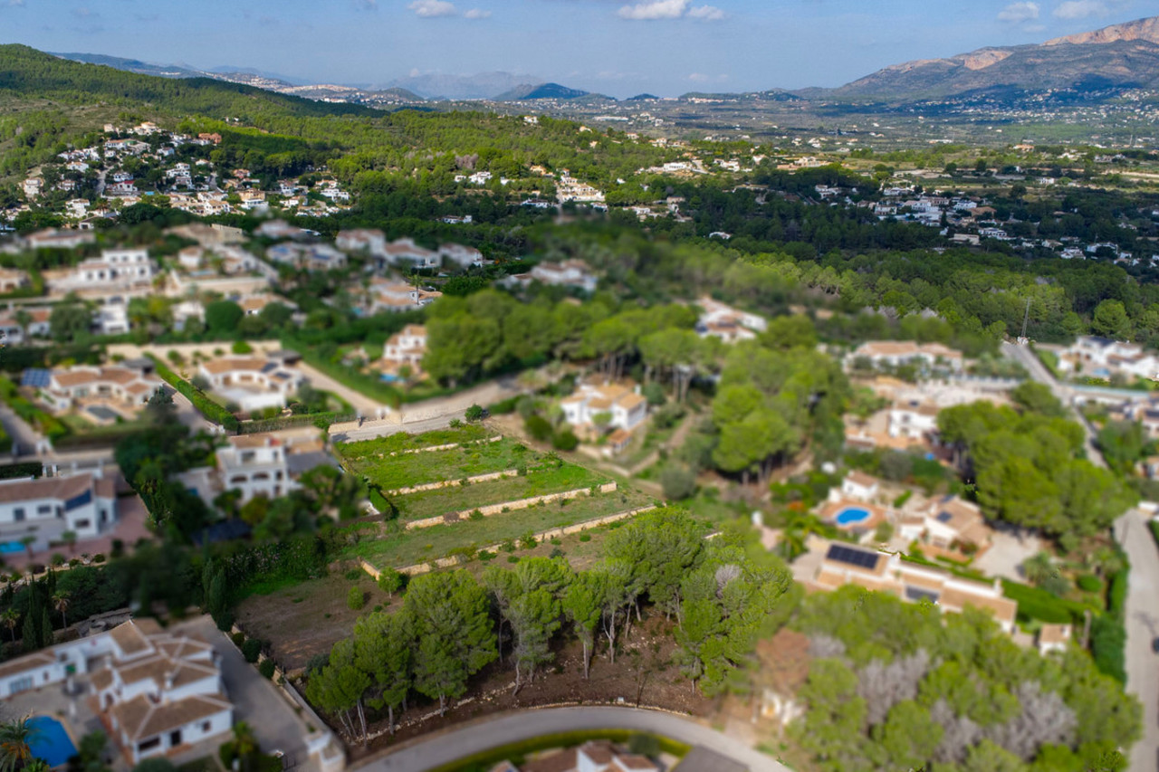 Участок для продажи в Javea