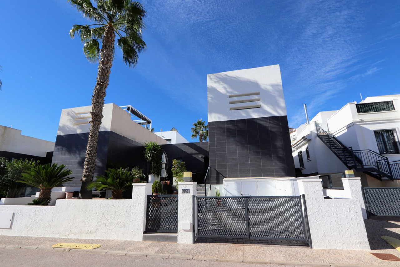 2 bedroom Villa à vendre à Villamartin
