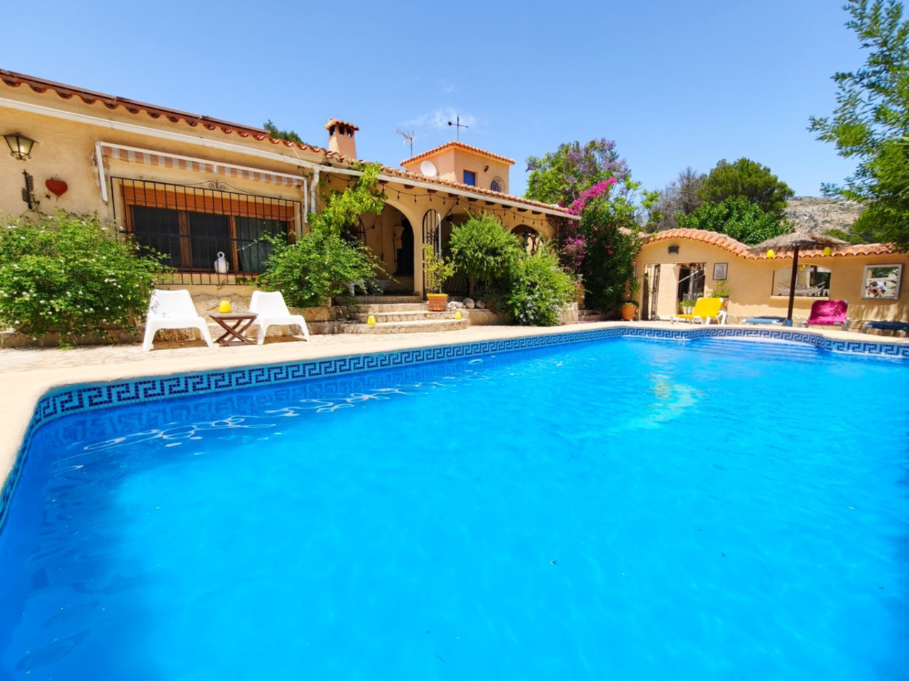 5 bedroom Villa te koop in Castell de Castells