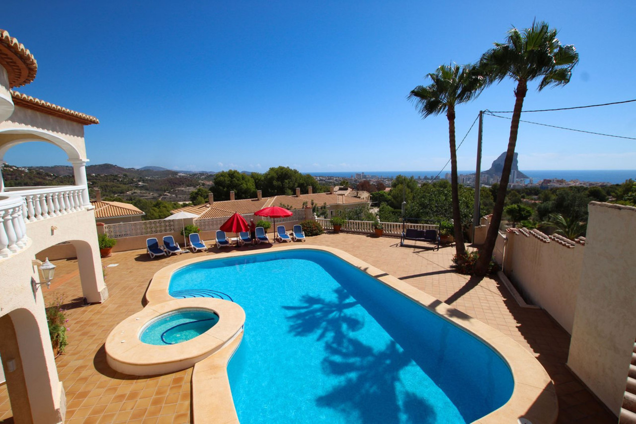 6 soverom Villa til salgs i Calpe