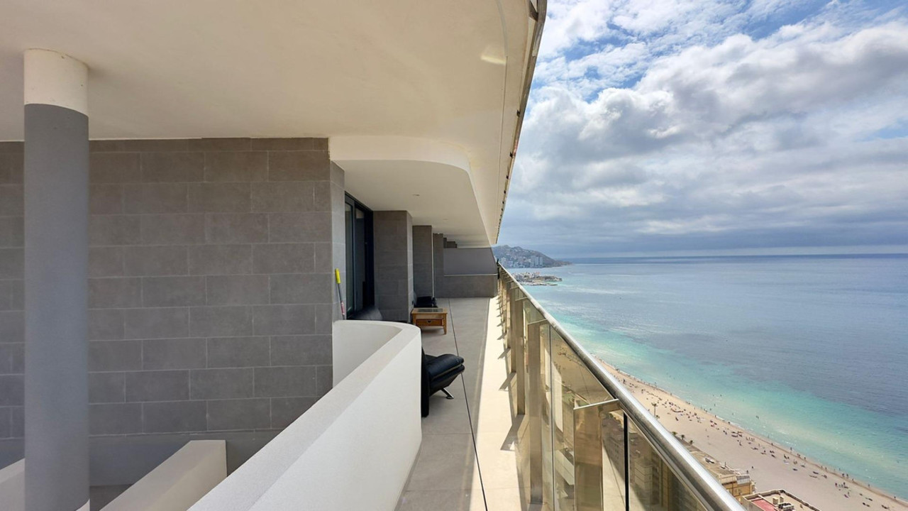 3 bedroom Apartment for sale in Benidorm