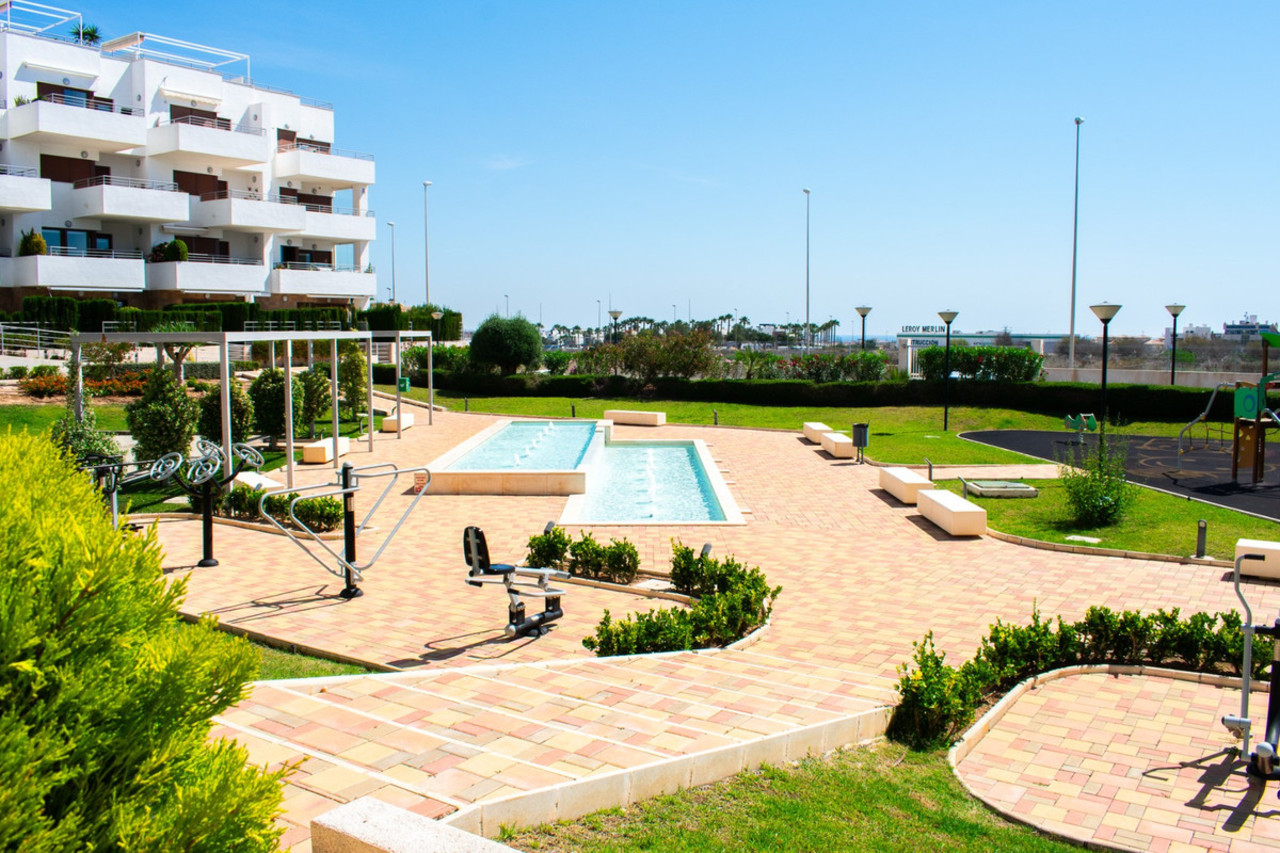 2 bedroom Appartement à vendre à Cabo Roig