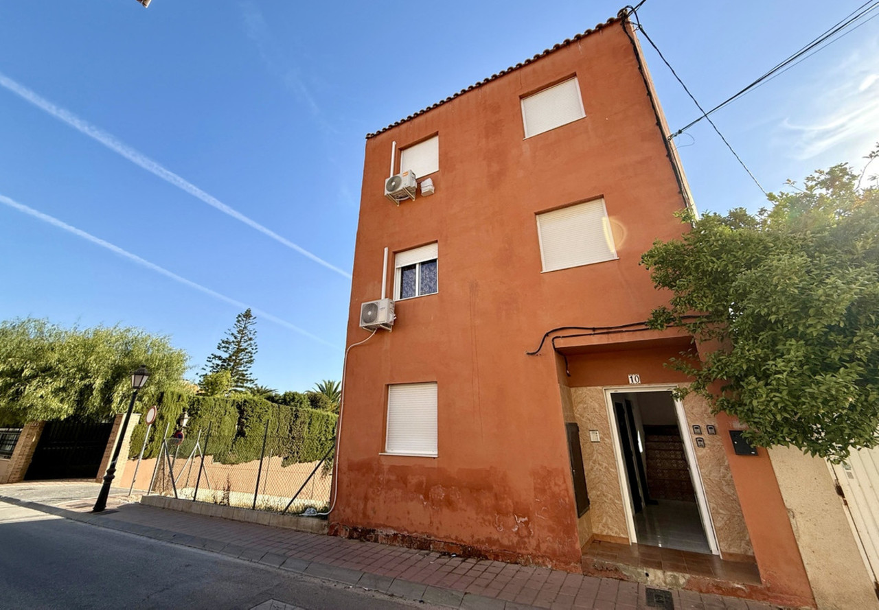 5 bedroom Commercial for sale in San Miguel de Salinas