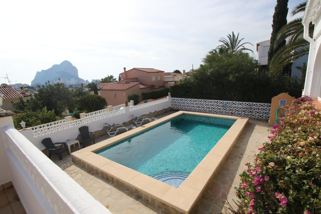 6 schlafzimmer Villa 
zum verkauf in Calpe
