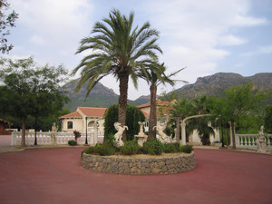 10 bedroom Villa for sale in La Nucia