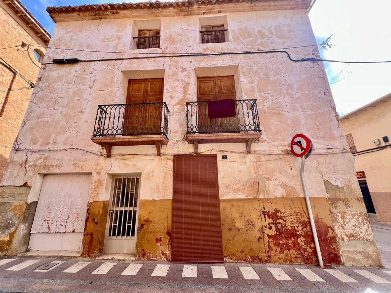 8 schlafzimmer Villa 
zum verkauf in Pinoso 
