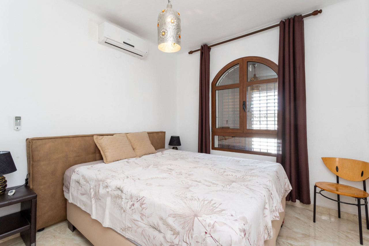 4 bedroom Villa se vende en Villamartin 