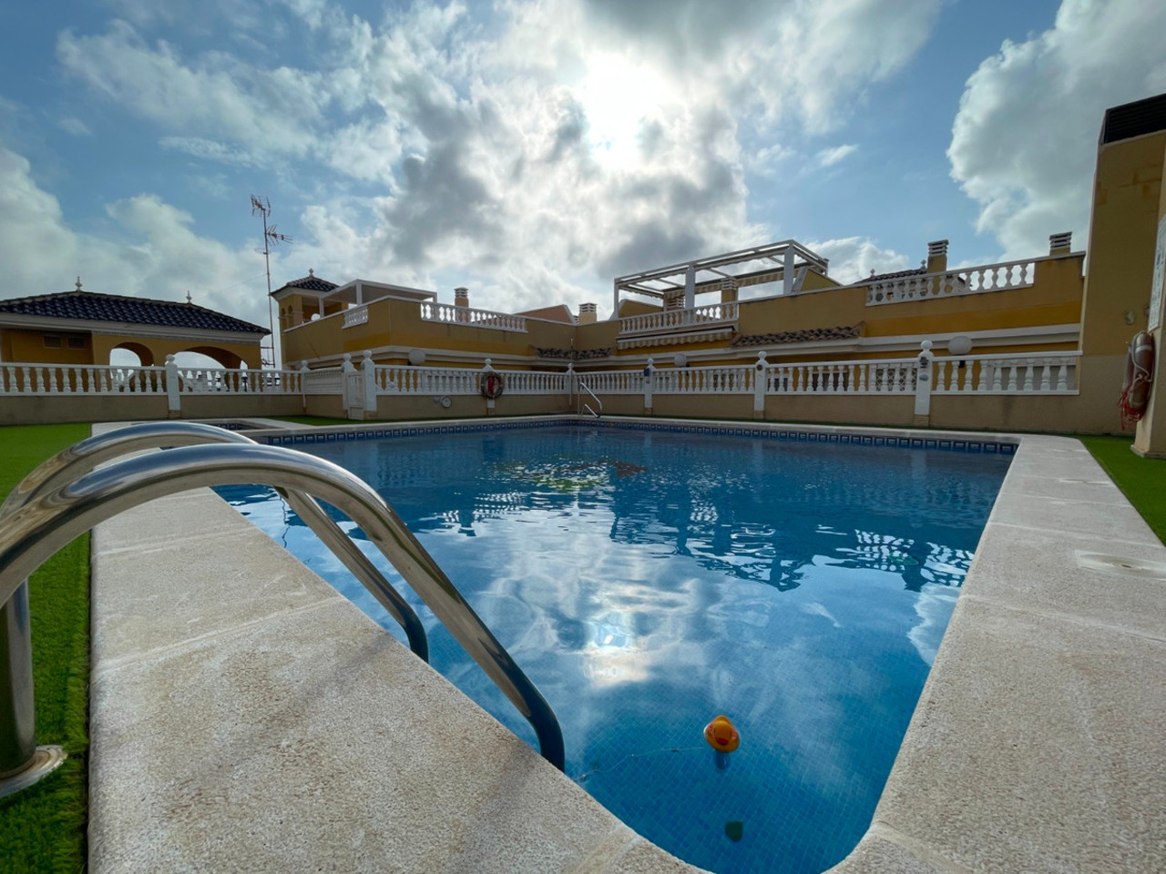 2 bedroom Apartamento se vende en Benijofar 