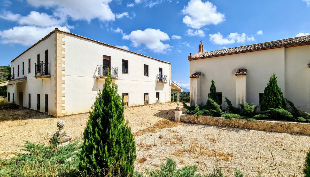 13 bedroom Villa se vende en Muro de Alcoy