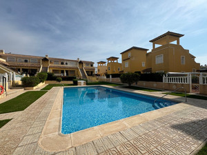 2 bedroom Appartement te koop in Villamartin