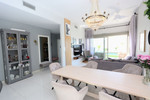 5 bedroom Villa te koop in Villamartin