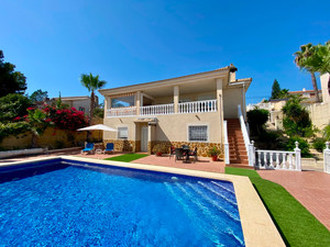 3 bedroom Villa for sale in Algorfa