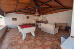 6 bedroom Villa for sale in Heredades