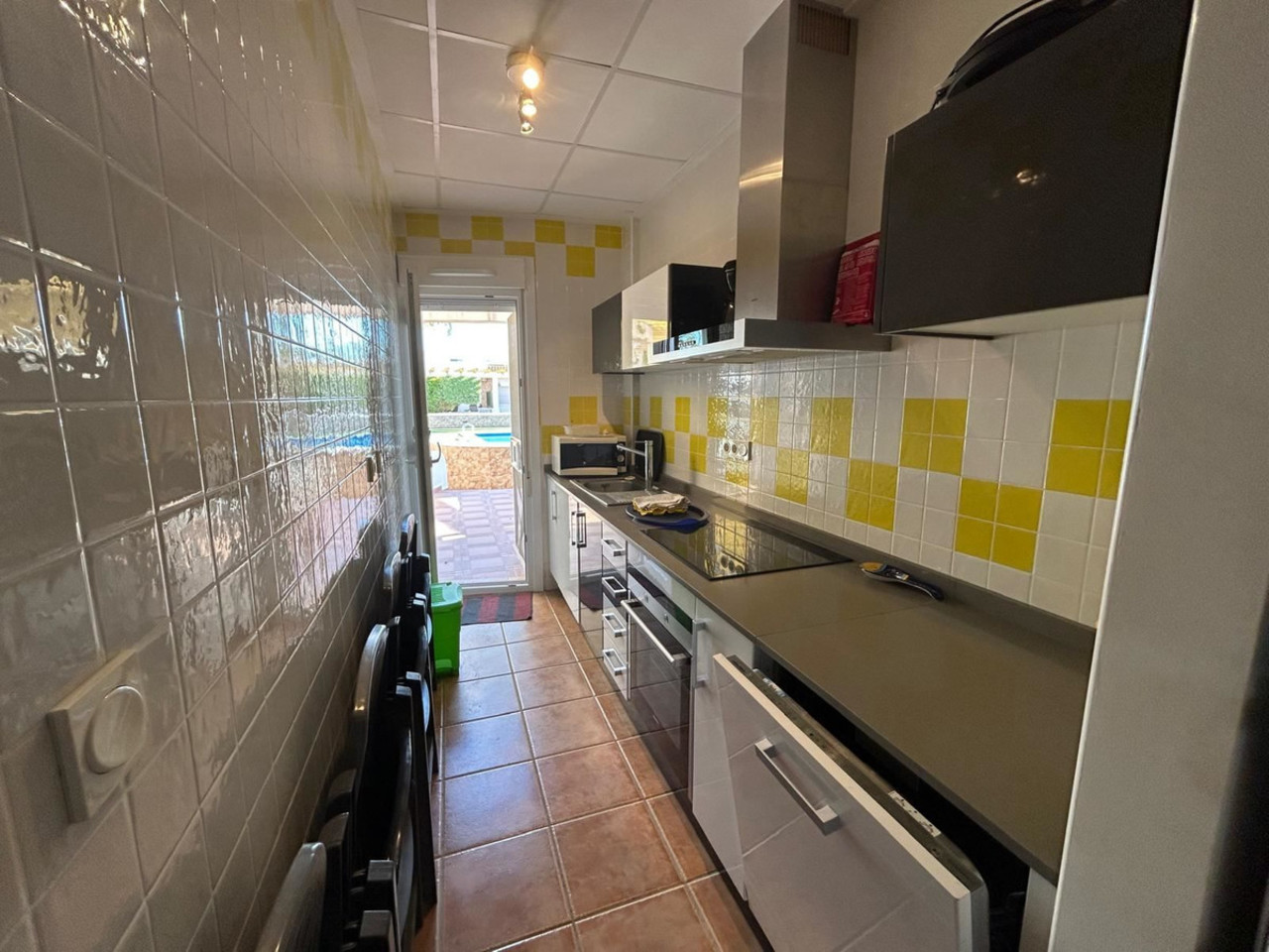 2 bedroom Villa for sale in Mil Palmeras
