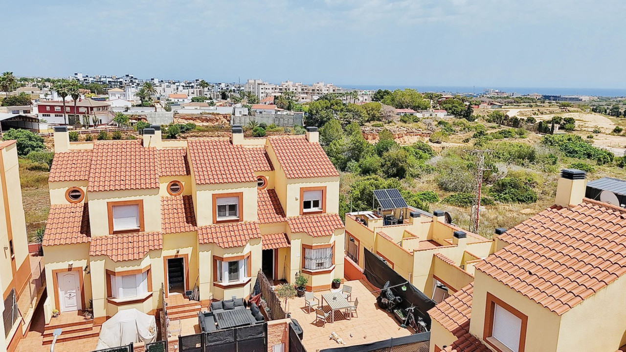 3 bedroom Villa à vendre à Cabo Roig