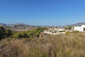 Plot for sale in Moraira